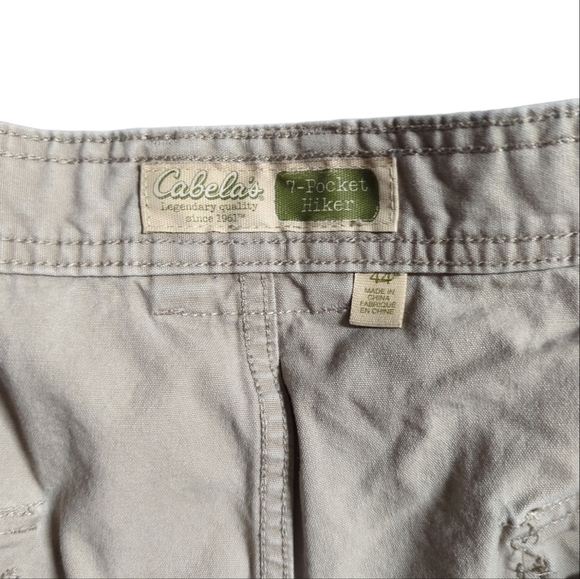 Cabela's Shorts - Picture 2 of 3